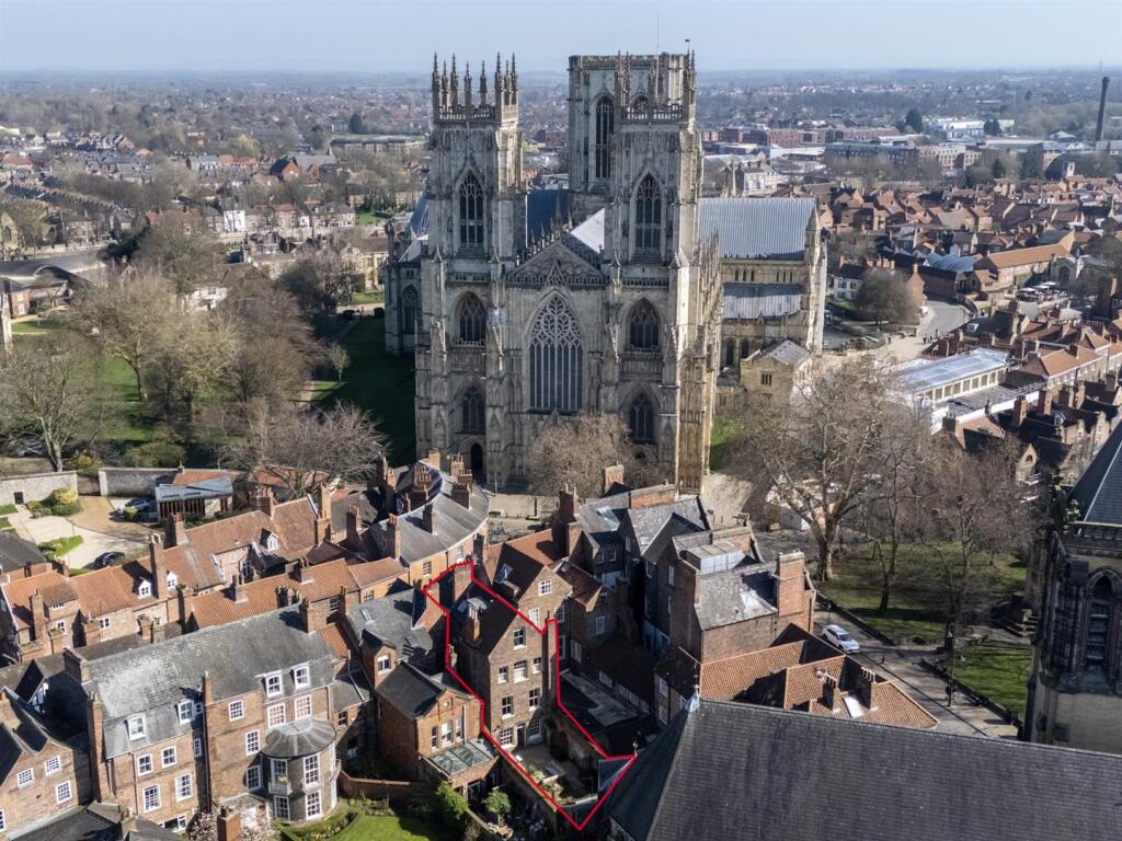 Main image of property: High Petergate, York