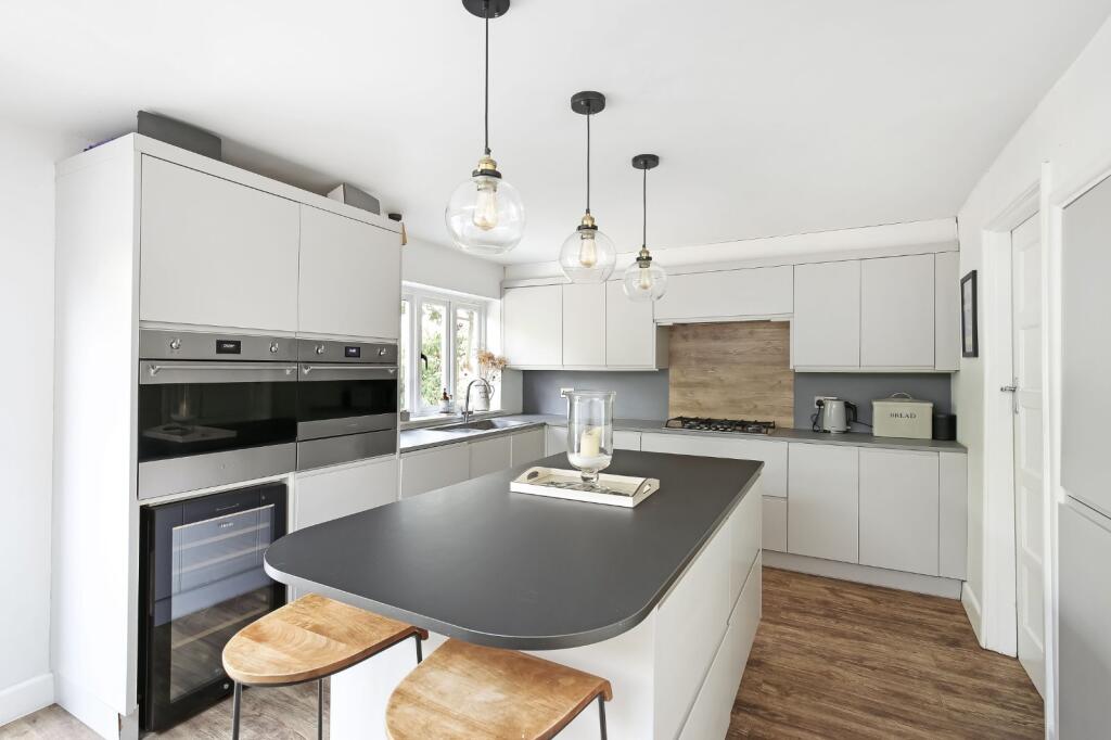 House in Salisbury, Wiltshire - View 4