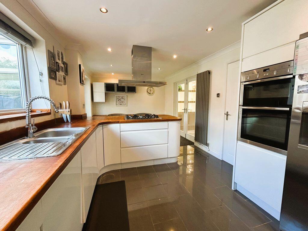 House in Walsall, West Midlands - More