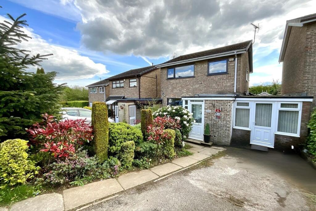 3-bed detached on Owlthorpe Rise, Mosborough, Sheffield, S20 5PA, £285,000