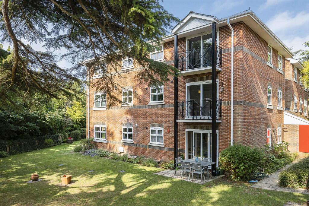 Main image of property: Warren House Court, St. Peters Avenue Caversham, Reading