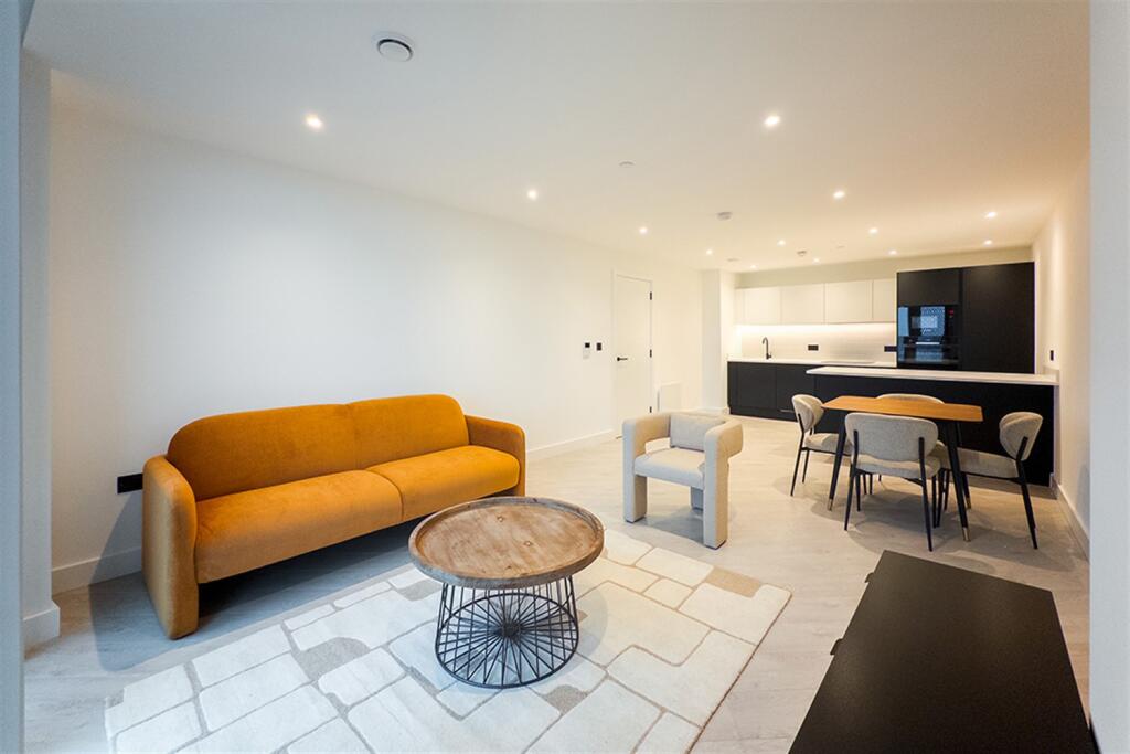 Main image of property: Vista River Tower, M3