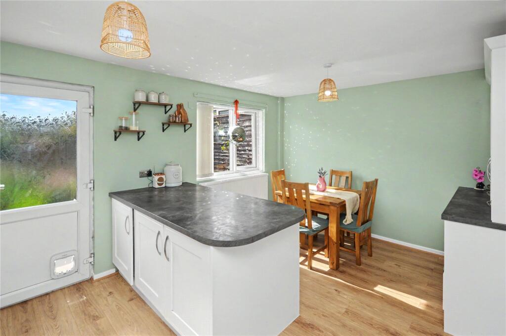 House in Leeds, West Yorkshire - View 5