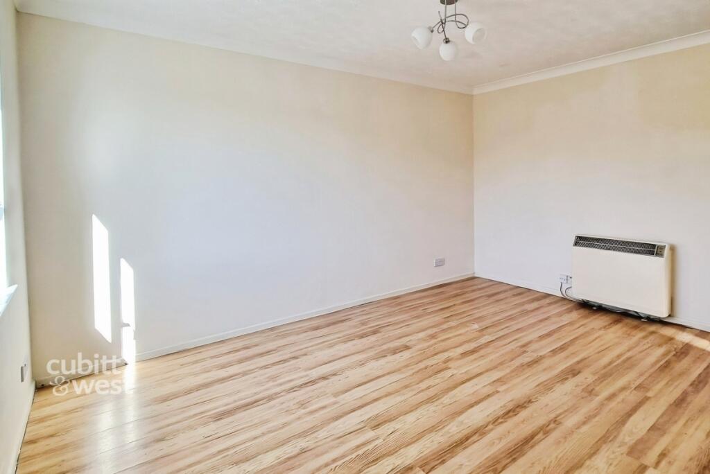 Apartment in Portsmouth - More