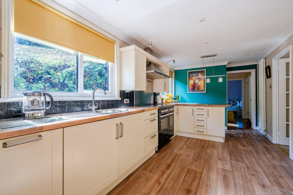 House in Teignbridge, Doddiscombsleigh - View 4