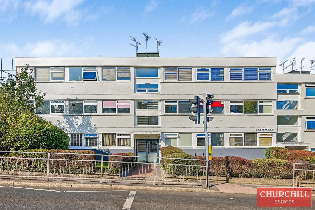 Main image of property: Glenmead, Palmerston Road, Buckhurst Hill