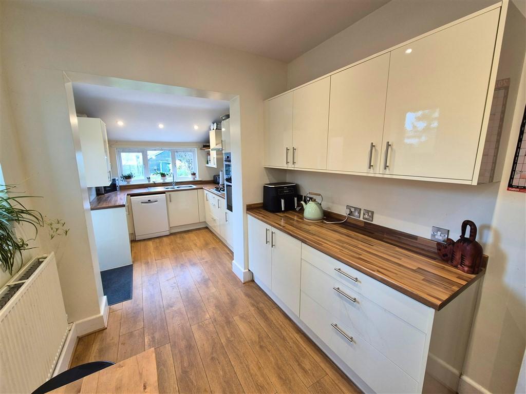 South Street, Leominster, Herefordshire, HR6 8JH - View 2