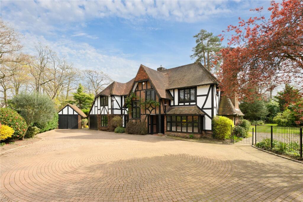 Main image of property: Silverdale Avenue, Walton-on-Thames, Surrey, KT12