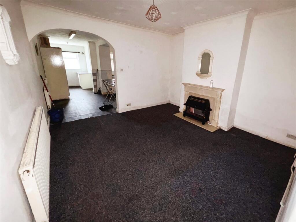 House in Wolverhampton - View 4