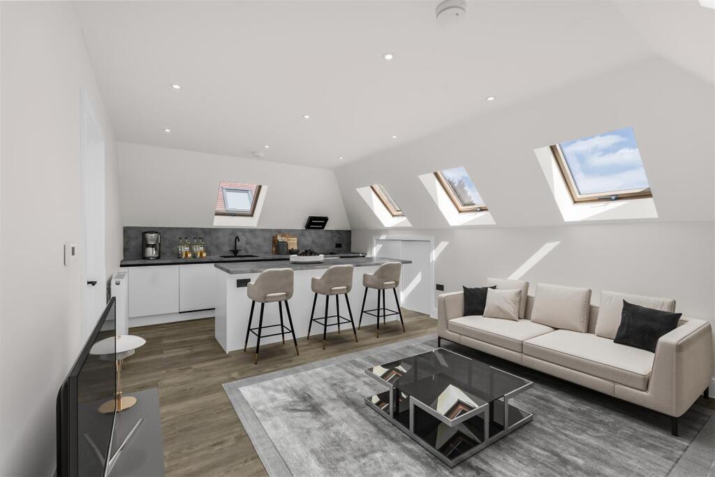Main image of property: Tolmers Gardens, Cuffley, Potters Bar