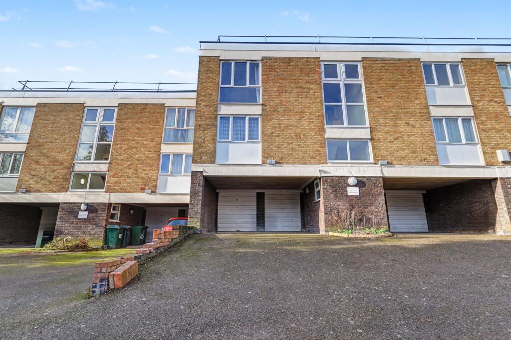 Main image of property: Lloyd Crescent, Coventry, CV2