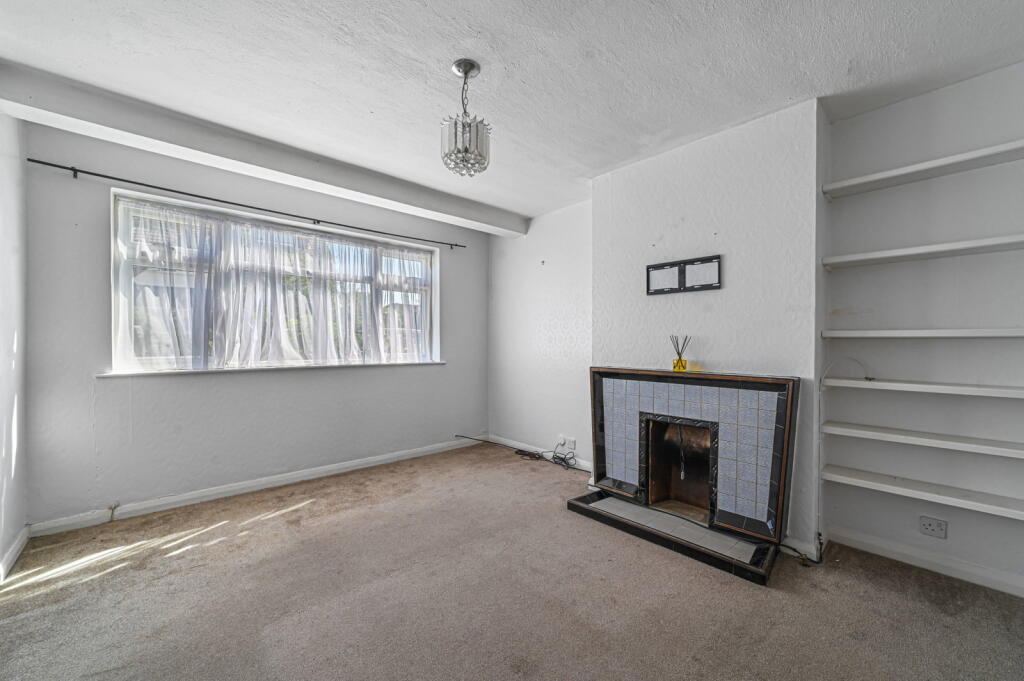 House in Romford - View 2