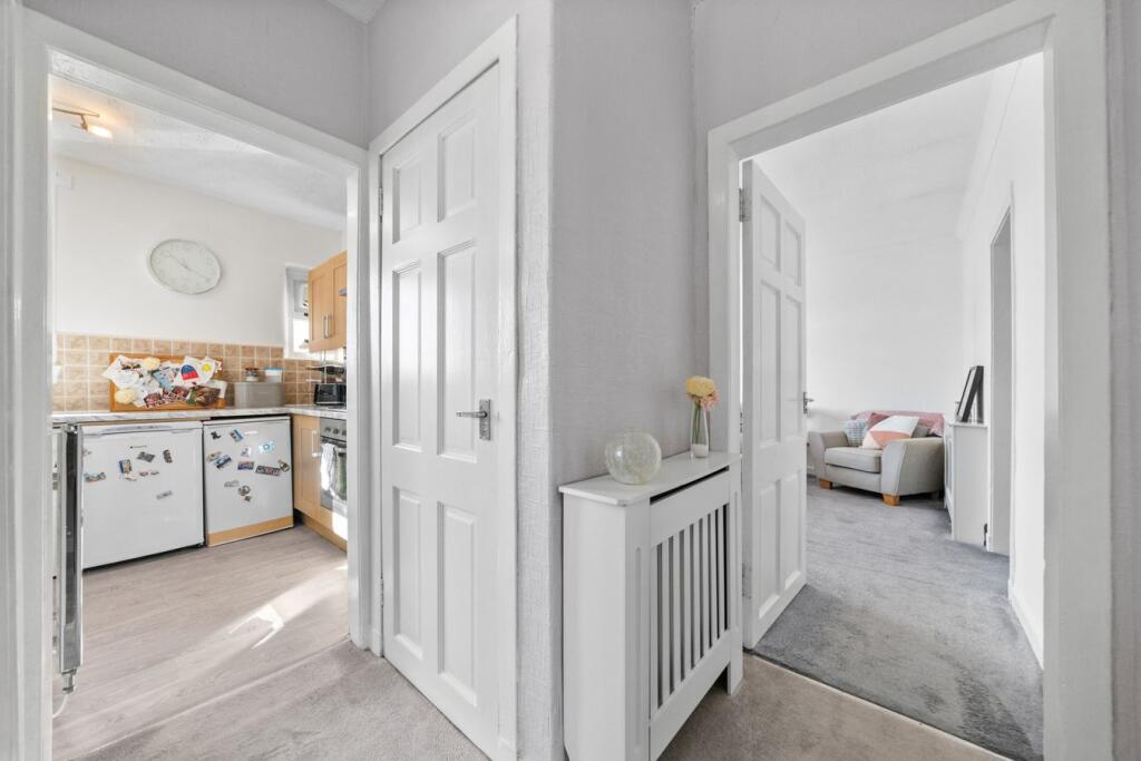 Apartment in Falkirk - View 5