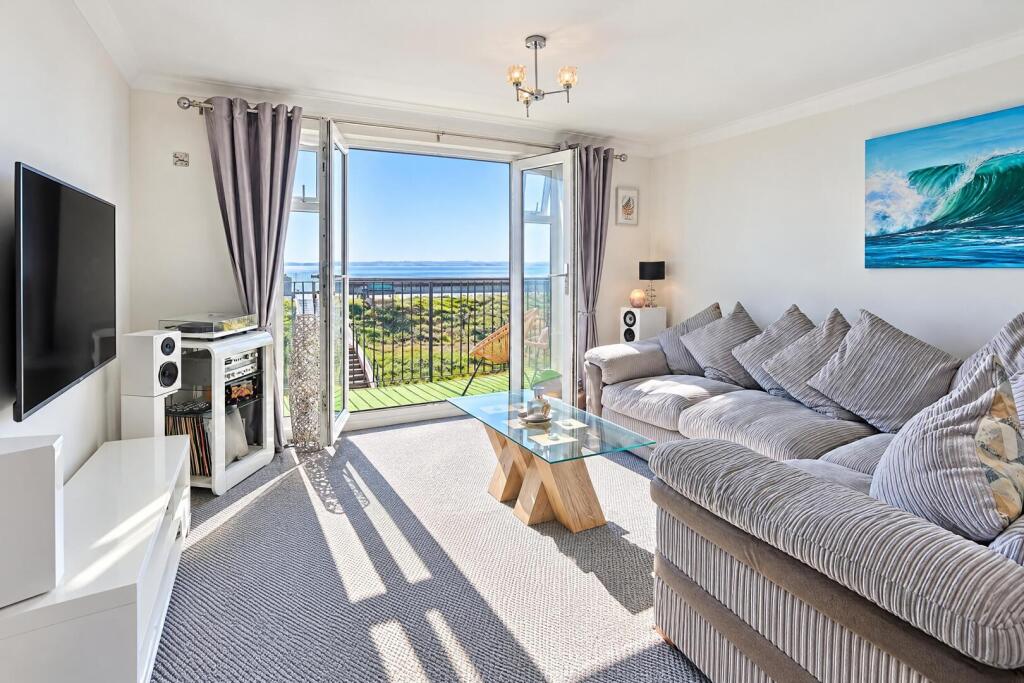 House in Southend-on-Sea - View 3