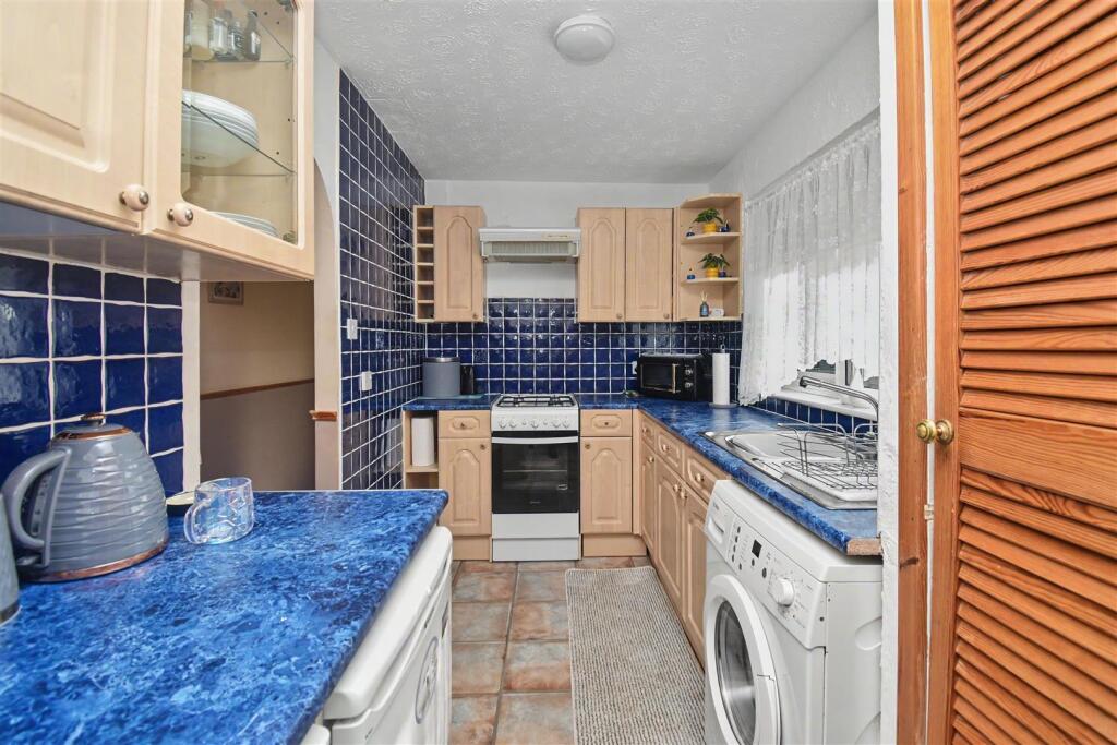 Apartment in Northampton - View 4