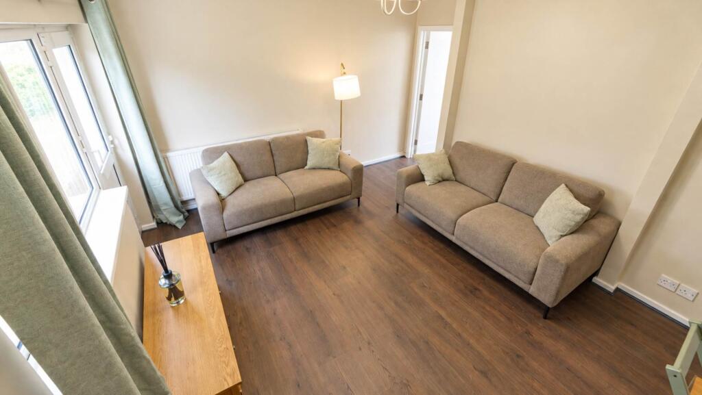 House in St Albans - View 5