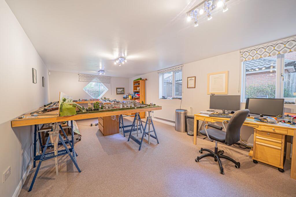 Additional image 13 of Bushwood Drive, Dorridge, B93