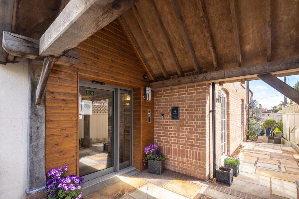 Fleur De Lis, Pound Lane, Wareham, Dorset - More