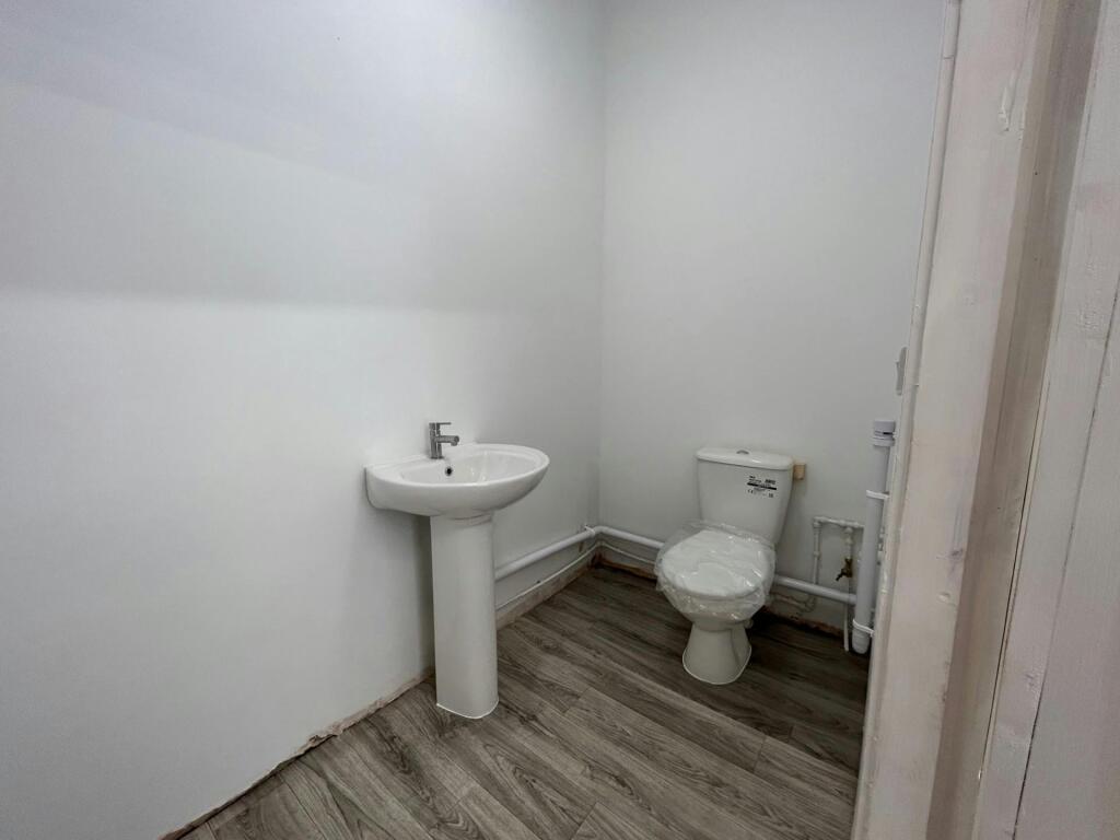 25685cfc-a07e-45ba-8516-3773d86e71c5.jpg