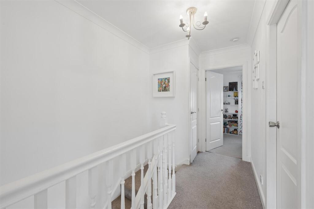House in Lymm, Oughtrington, Broomedge - View 5