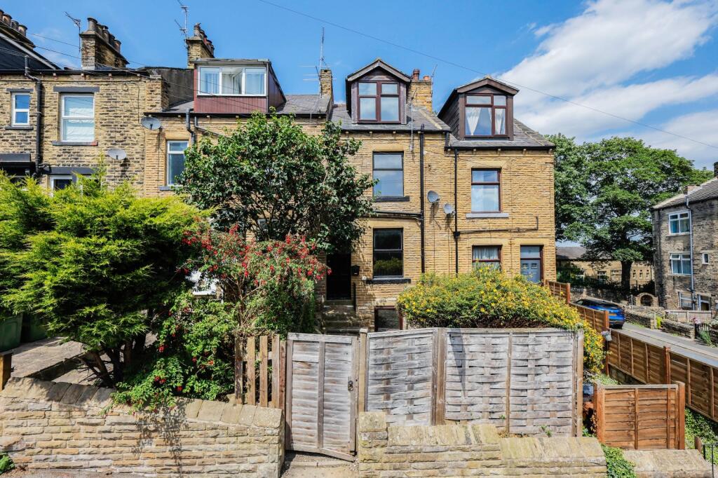 Main image of property: Gladstone Street, Farsley, Pudsey, West Yorkshire, LS28