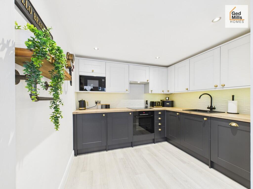 Main image of property: Rookwood Ave , Thornton/Cleveleys 