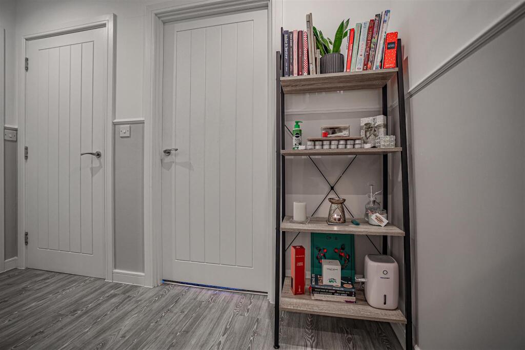 Apartment in Dacorum, The Image - More
