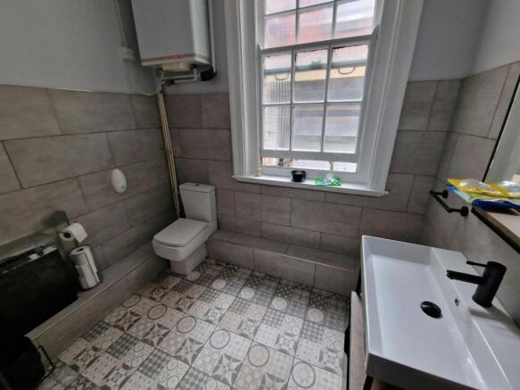 Communal W.C.
