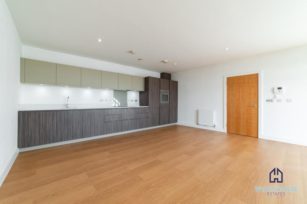 Apartment in Enfield - View 4