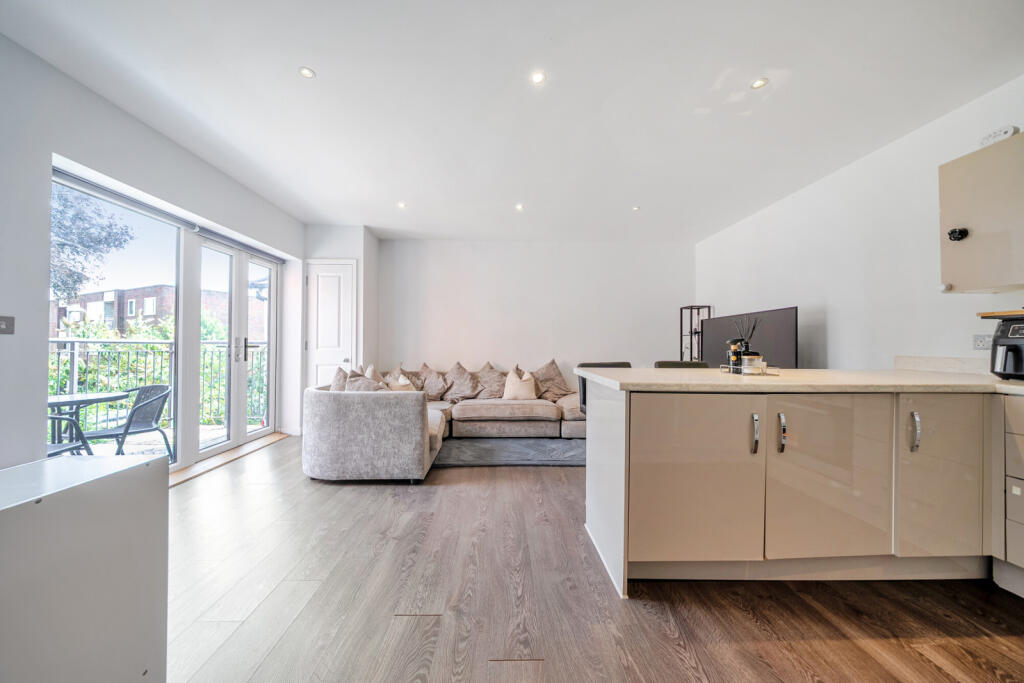 Apartment in Dartford - More