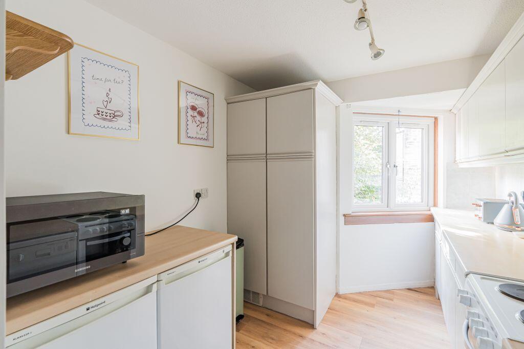 Apartment in Edinburgh - More
