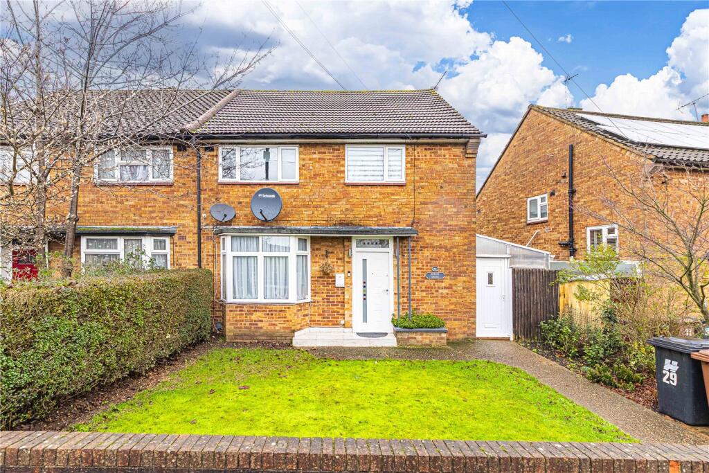 Main image of property: Newark Green, Borehamwood, Hertfordshire, WD6