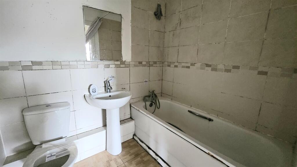 Apartment in Luton - View 2