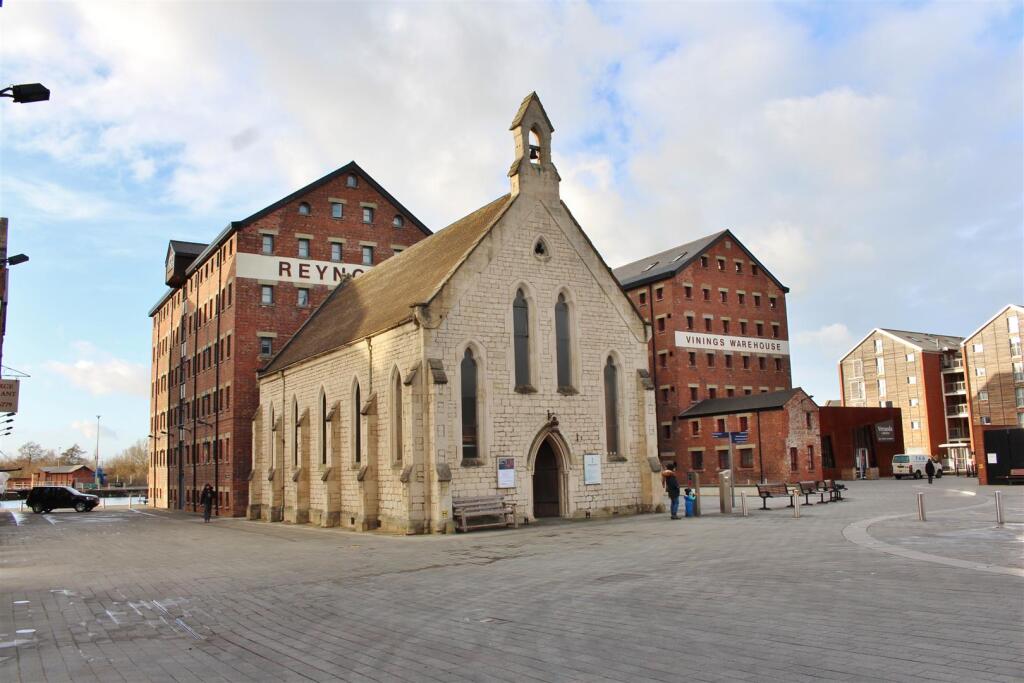 Main image of property: Double Reynolds, Gloucester Docks