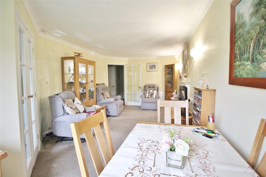 Apartment in Worthing, Findon Valley - More