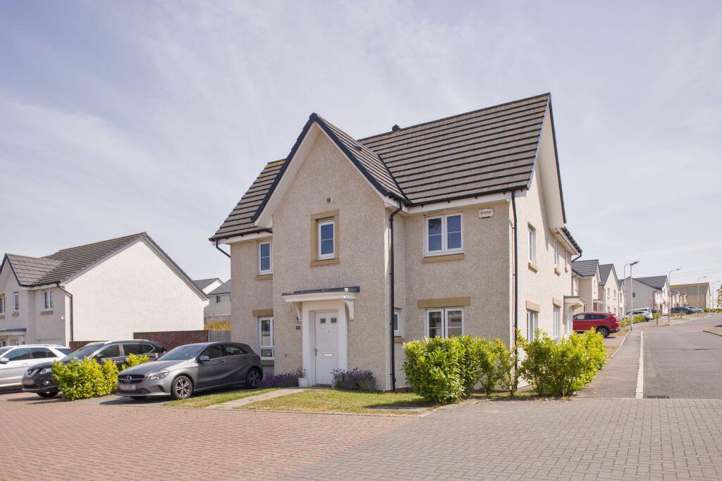 Main image of property: 18 Martin Street, Edinburgh, EH17 8GB