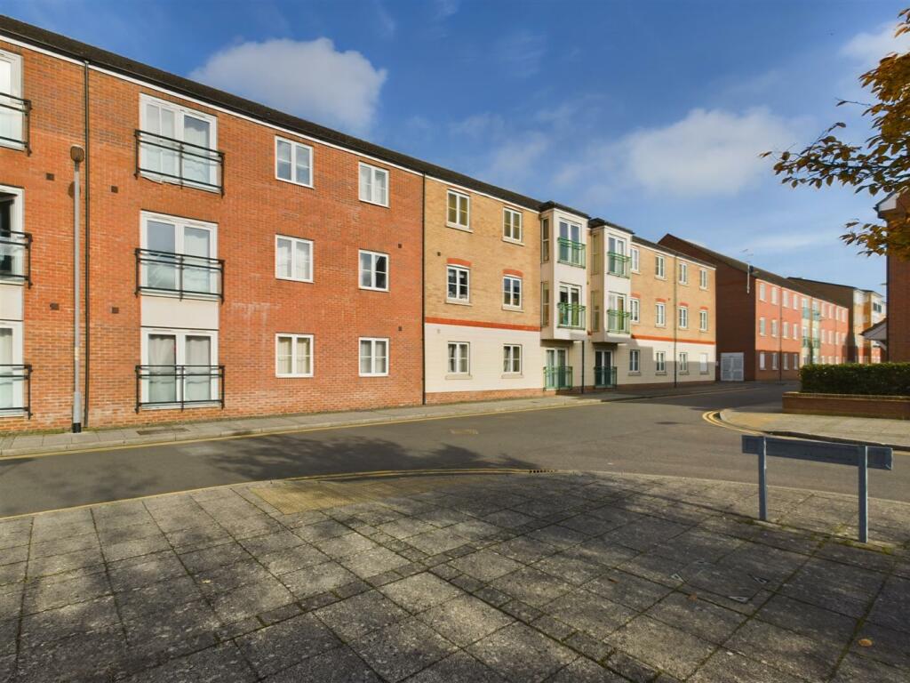 Main image of property: Riverside Drive, Anchor Quay