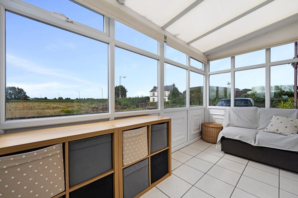 Garswood Road, Ashton-in-makerfield, Wigan, Greater Manchester. WN4 0XH photo 4