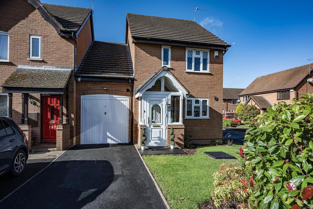 Main image of property: Hazeltree Grove, Dorridge, Solihull