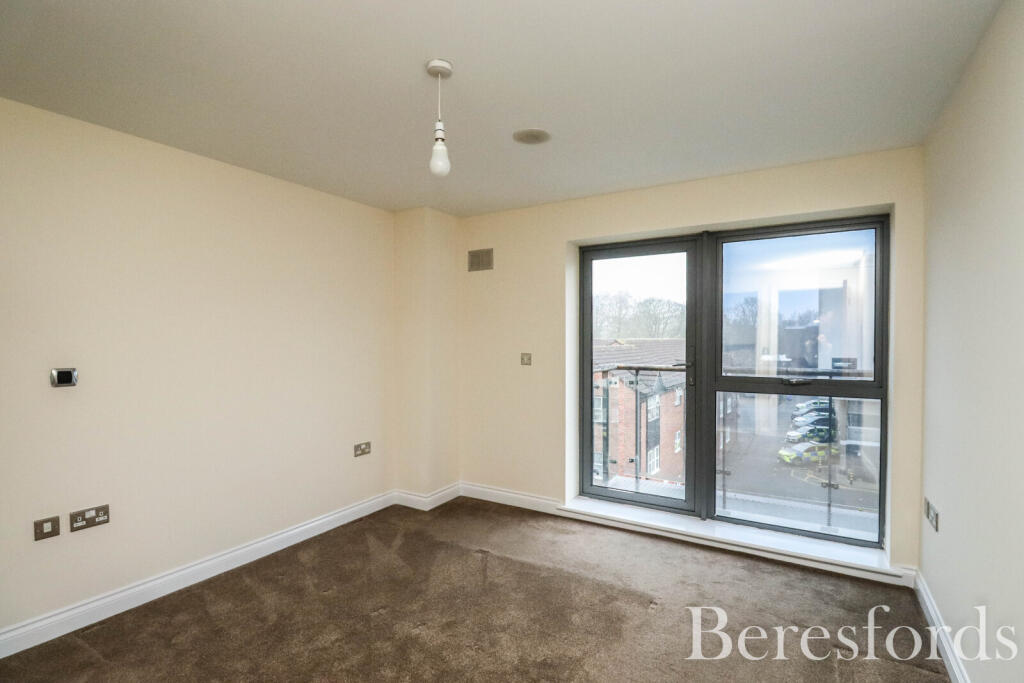Apartment in Chelmsford - View 4