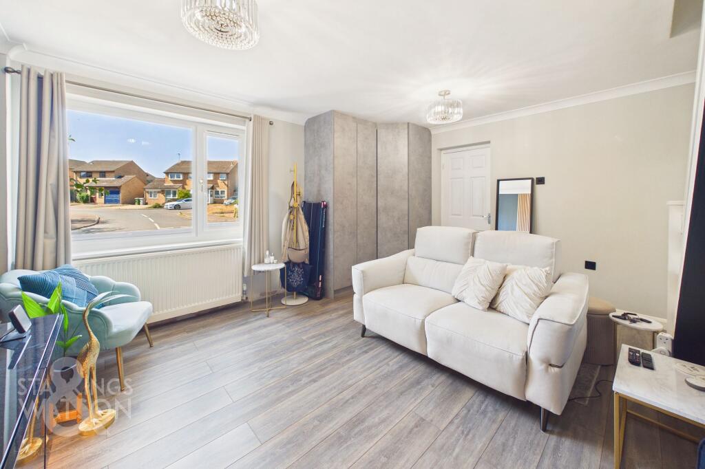 House in Broadland, Brundall - More