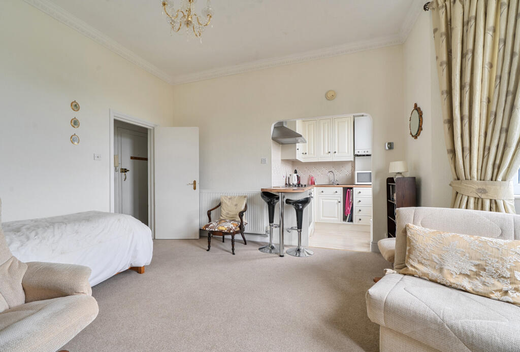 Apartment in Bath, Kingsmead - View 4