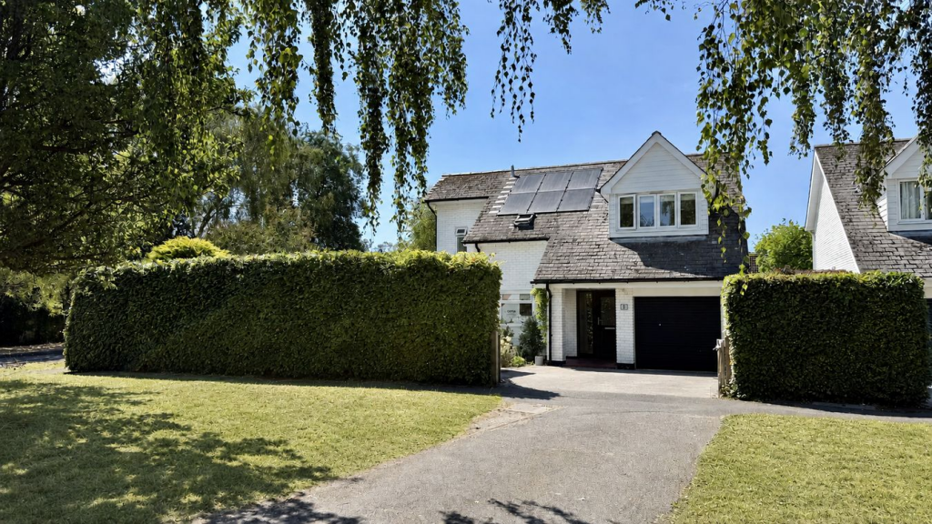 House in New Forest, Durns Town, Sway