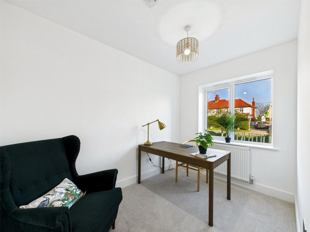 House in Felixstowe, Old Felixstowe - View 5