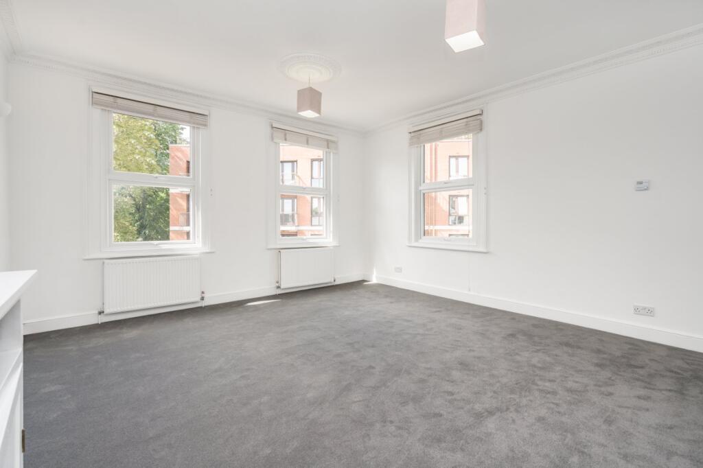 Apartment in London, Kilburn - More