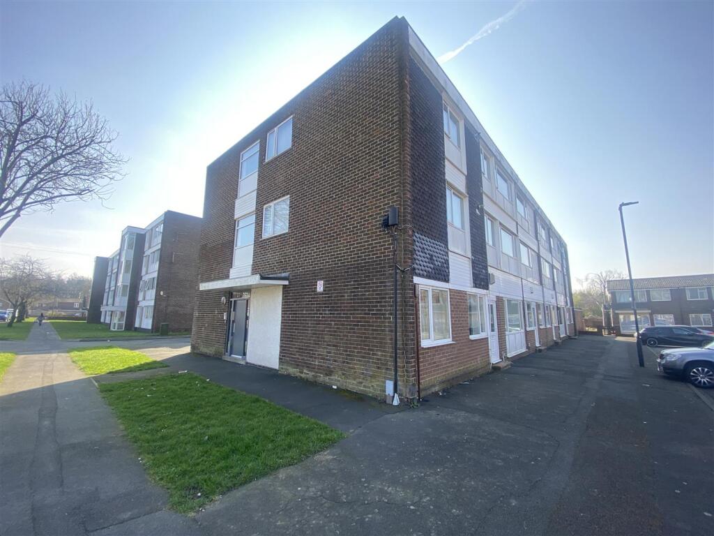 Main image of property: Boston Court, Forrest Hall, Newcastle upon Tyne