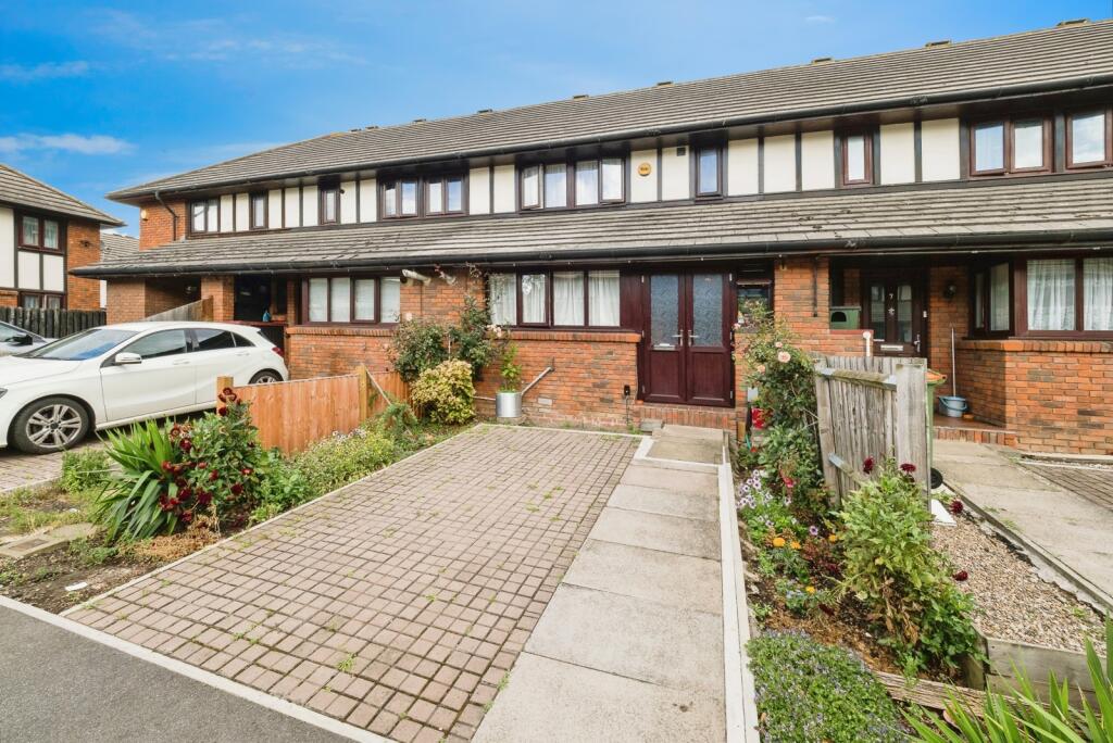 3-bed terraced on Alison Close, Beckton, London, E6, £480,000