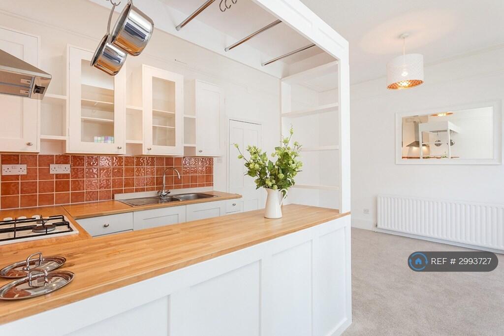 Apartment in London - View 4