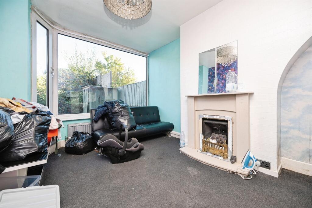 House in Birmingham, West Midlands - View 2