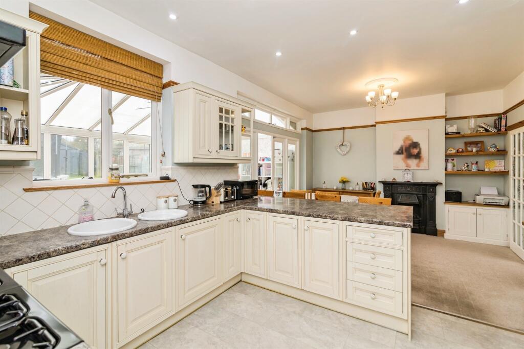 Upper Avenue, Halesworth - Widok 6